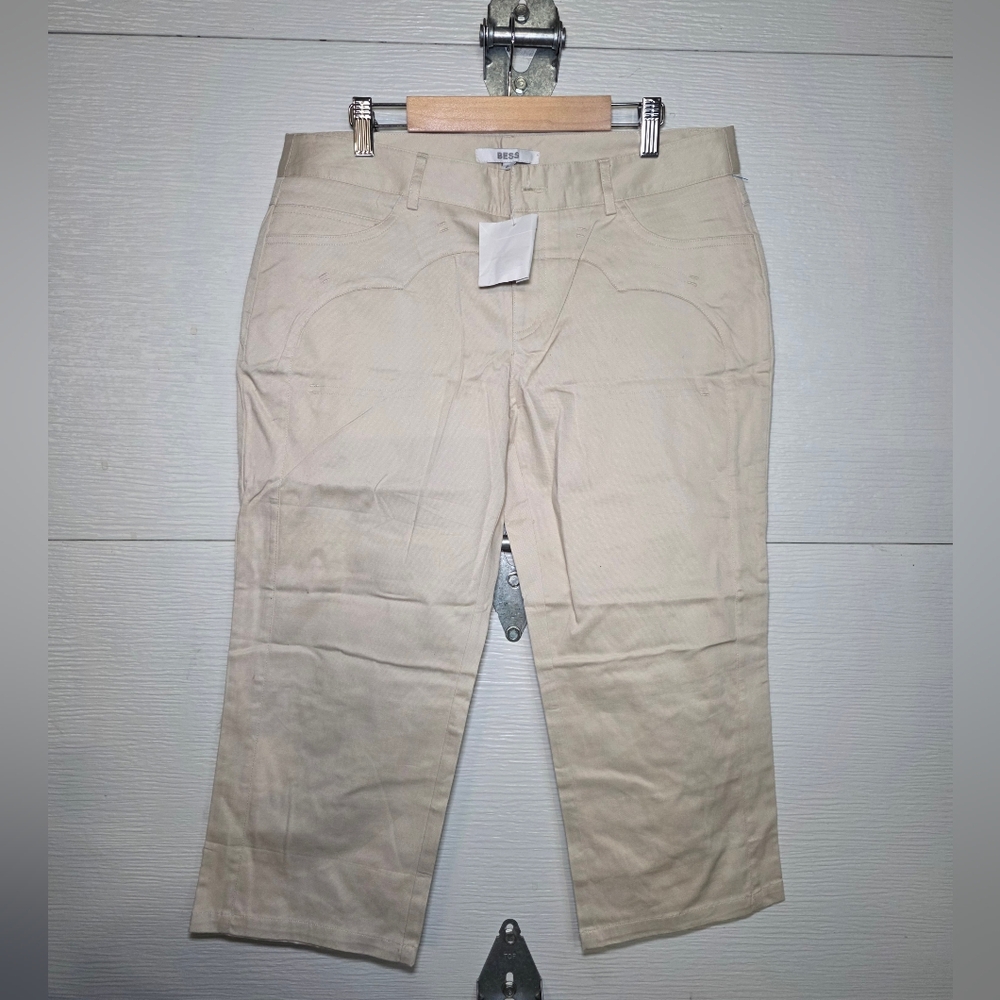 Beige Women's Capris - Classic Everyday Style